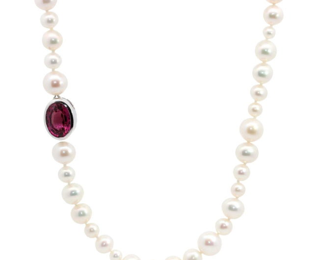 'Winter Berry' Garnet and Pearl Necklace