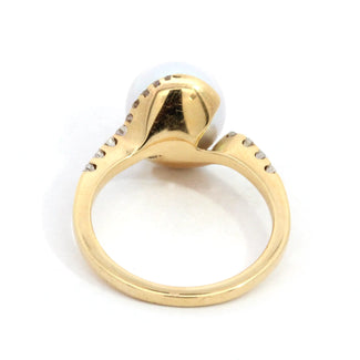 Grey Pearl with Diamond Band