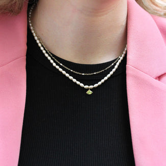 9ct Solid Gold Peridot & Freshwater Pearl Necklace