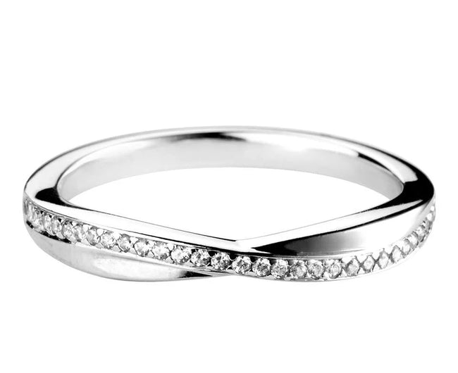 Court-TwistedGrain-Set-Diamond-Band-white-gold