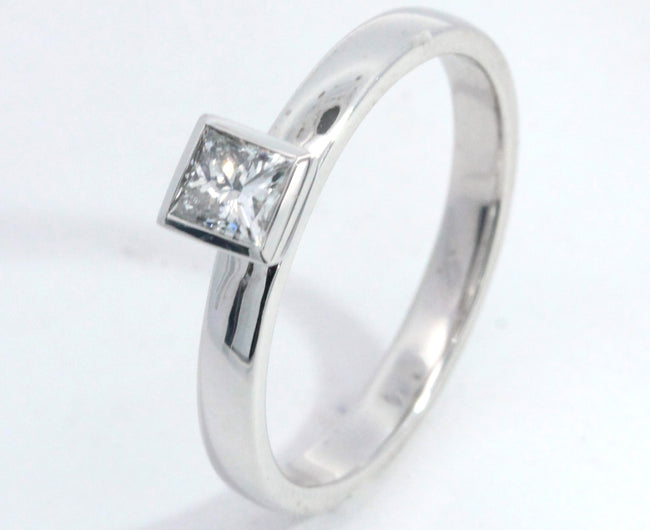 0.32ct Diamond Bezel Ring